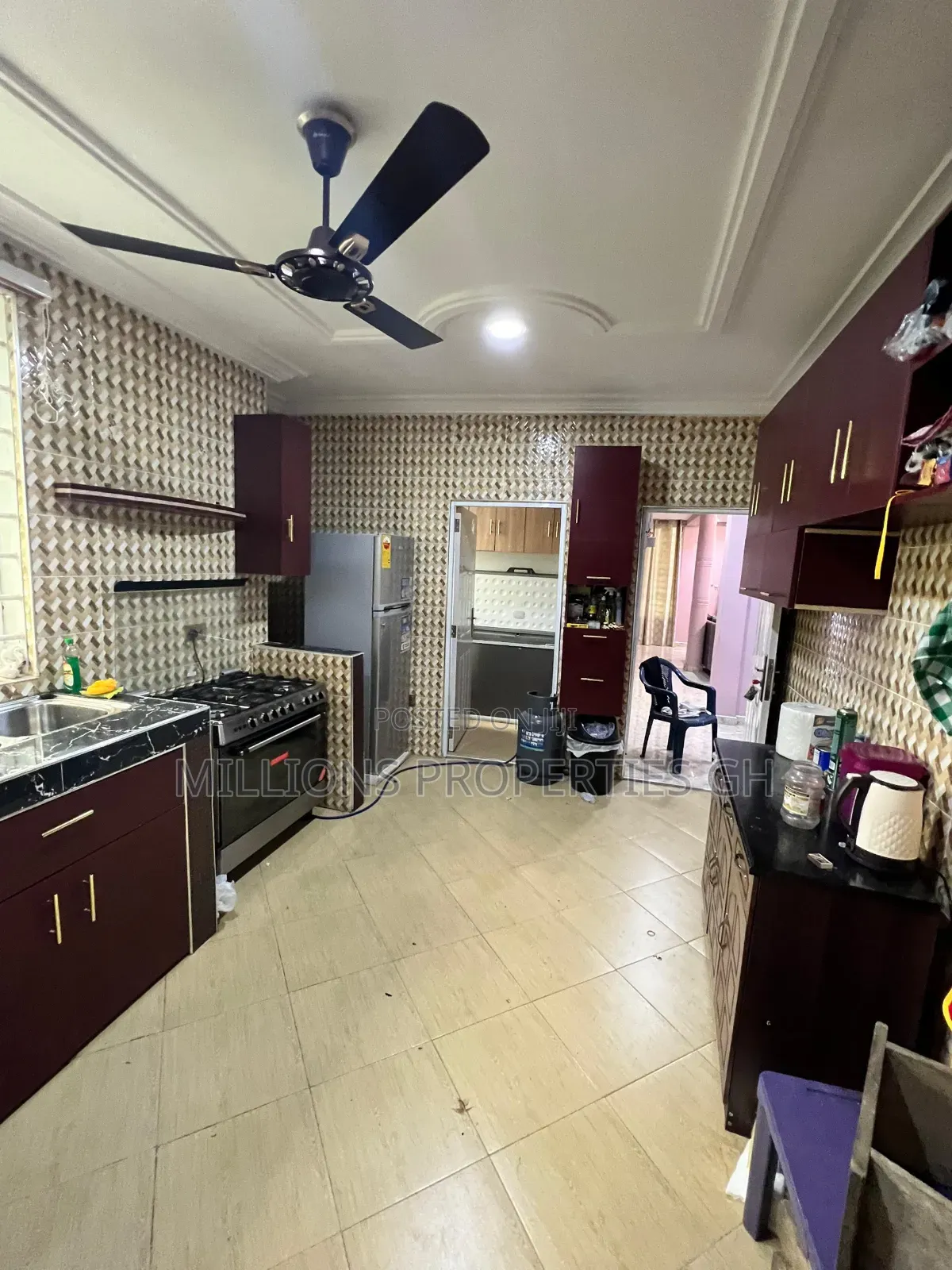 5bdrm House in Millions Properties, Accra Metropolitan for sale