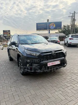 Toyota RAV4 2021 Black