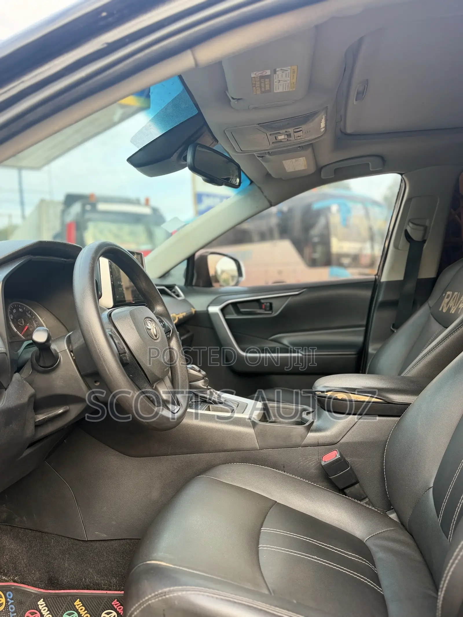 Toyota RAV4 2021 Black