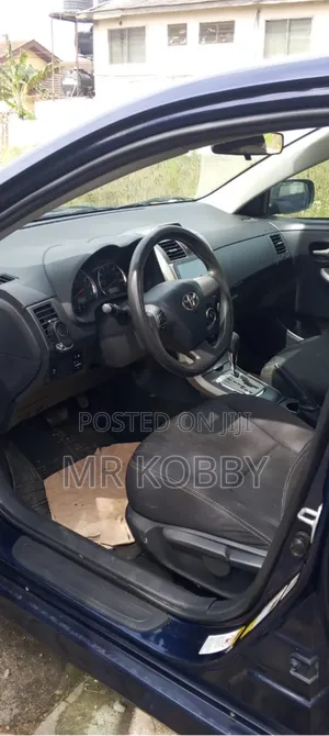 Toyota Corolla 2013 Blue