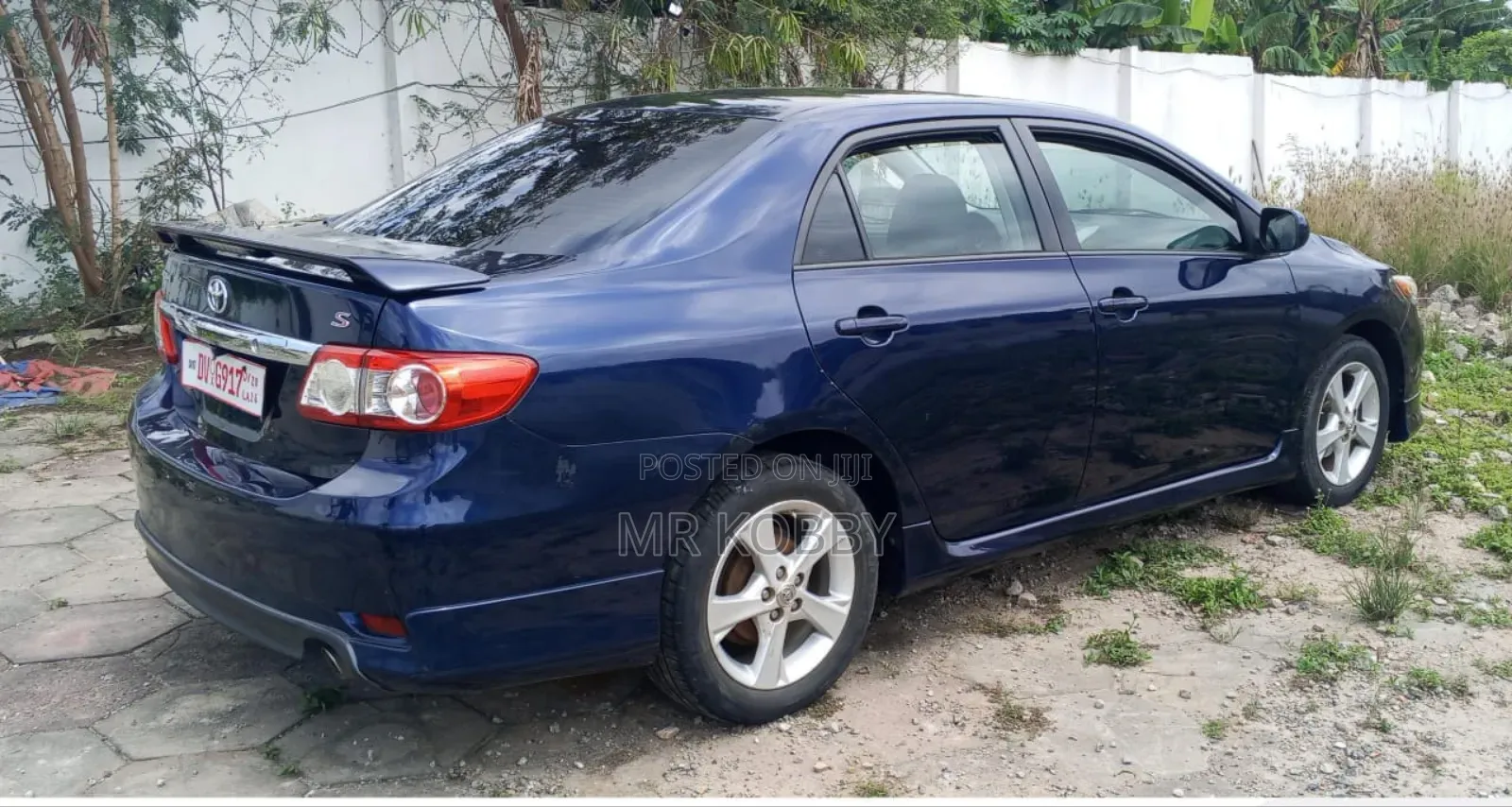 Toyota Corolla 2013 Blue