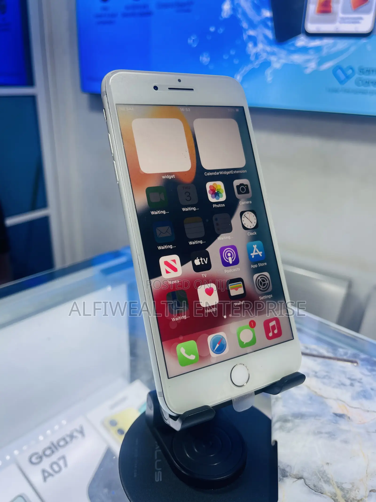 Apple iPhone 8 Plus 64 GB White