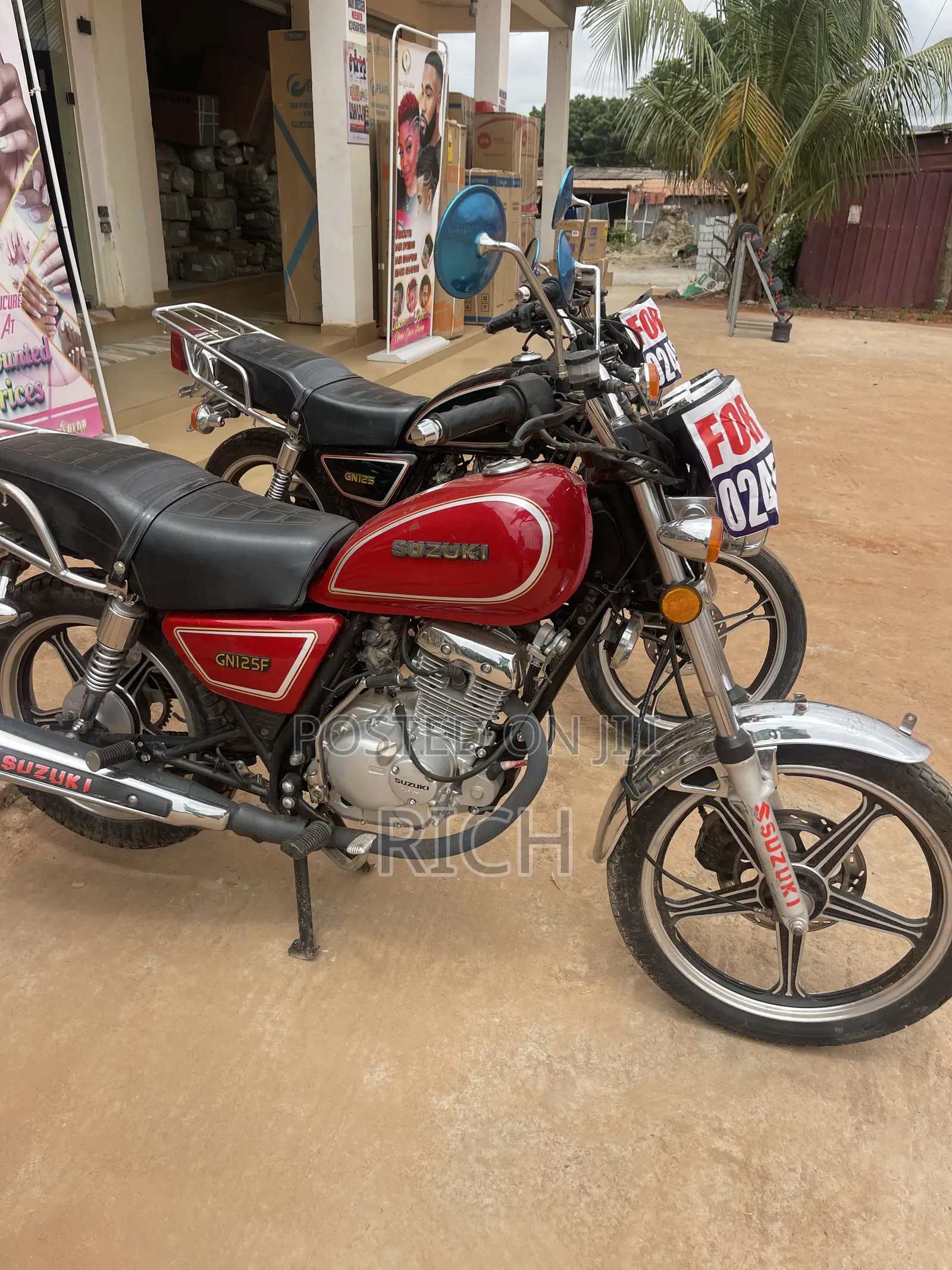 New Suzuki GN 125-2 2022 Red