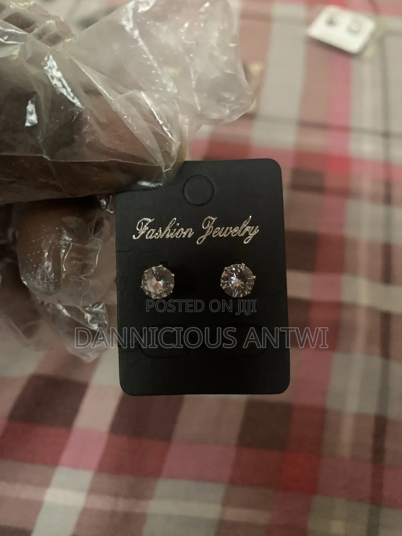 Magnetic Earrings Just Like Actual Piercings