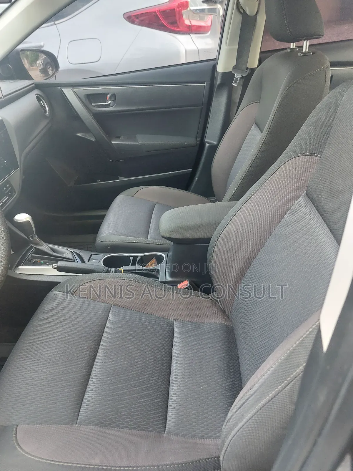Toyota Corolla 2017 Gray