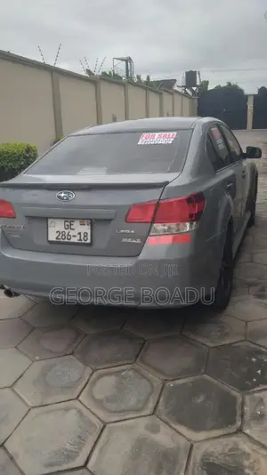 Subaru Legacy 2.5i Premium 2013 Gray
