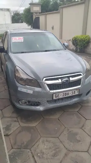 Subaru Legacy 2.5i Premium 2013 Gray