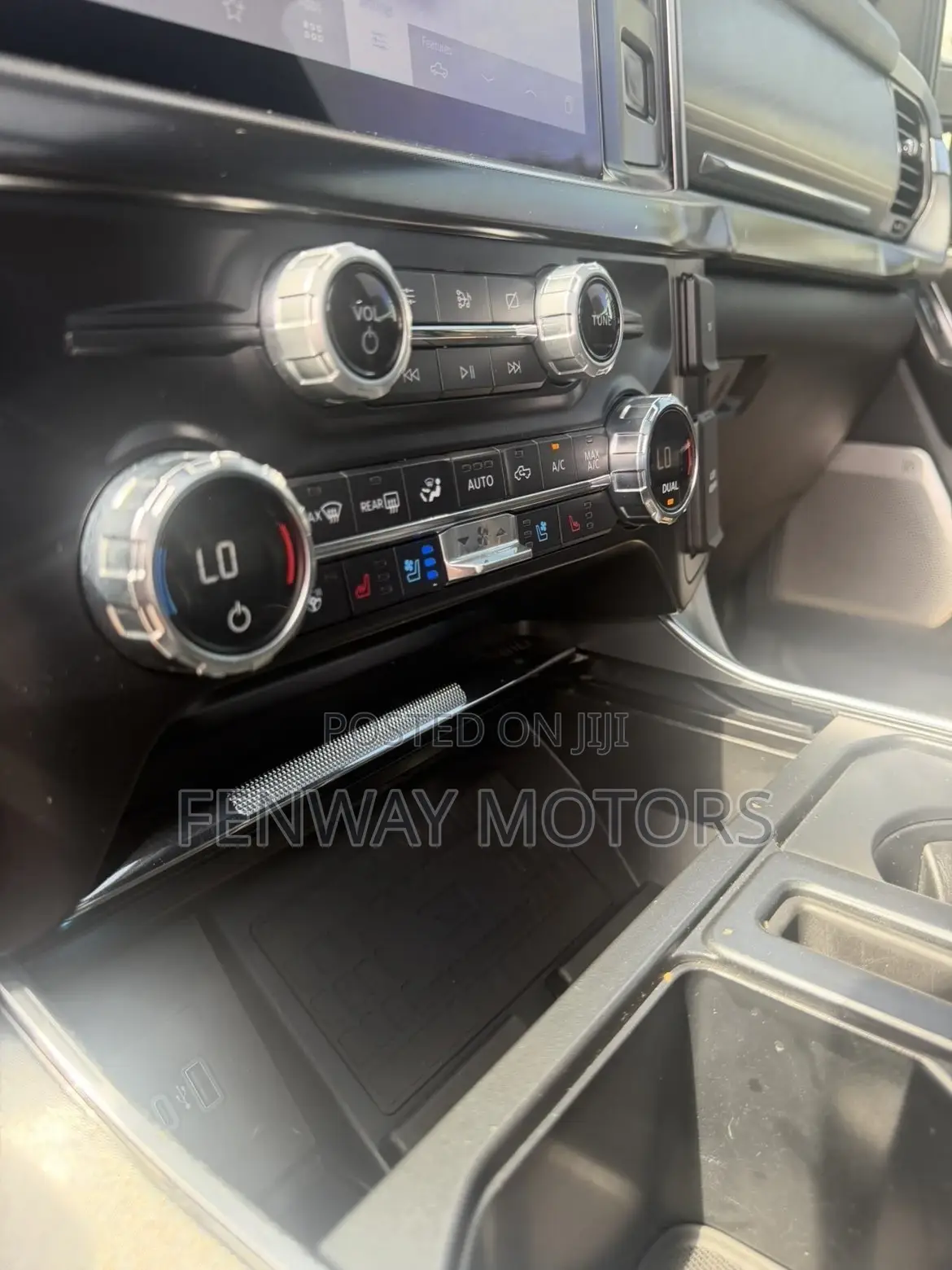 Ford F-150 Platinum 2022 Black