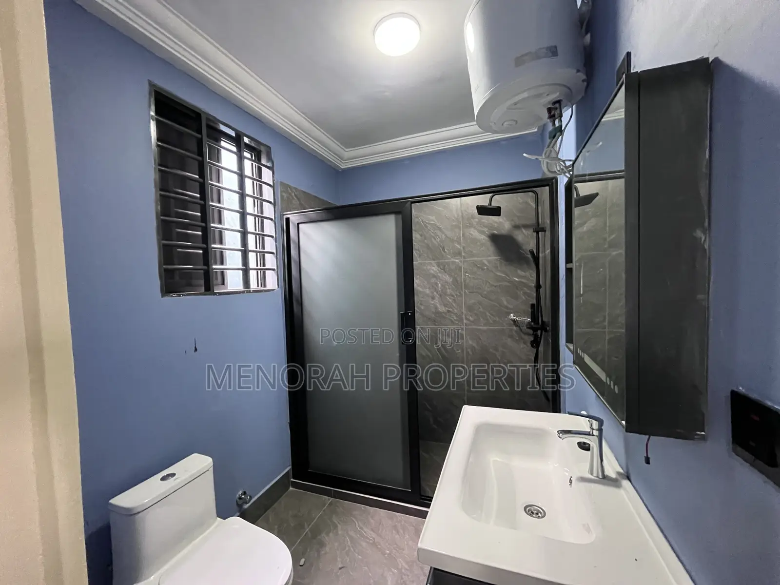 2bdrm Apartment in Adenta Amrahia for rent