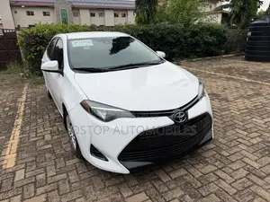 Toyota Corolla LE Eco (1.8L 4cyl 2A) 2019 White