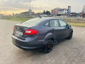 Ford Fiesta 2013 Gray