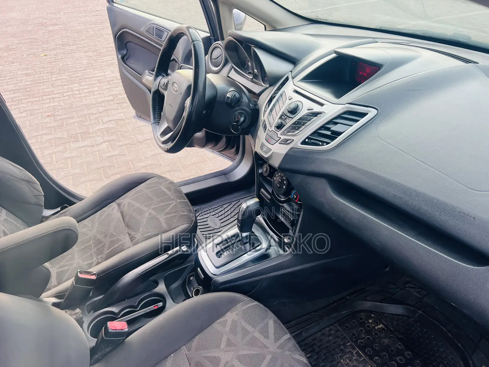 Ford Fiesta 2013 Gray