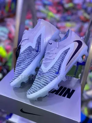 Nike Phantom 6