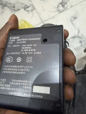 Canon E10 Originally Battery Charger