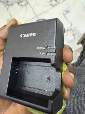 Canon E10 Originally Battery Charger