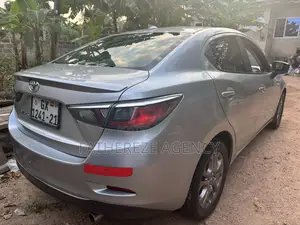 Toyota Yaris iA 1.5 FWD 2019 Silver