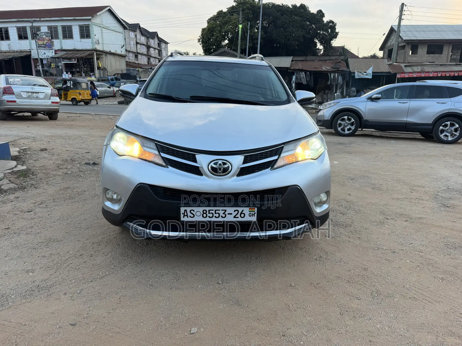 Toyota RAV4 Limited FWD (2.5L 4cyl 6A) 2016 Silver