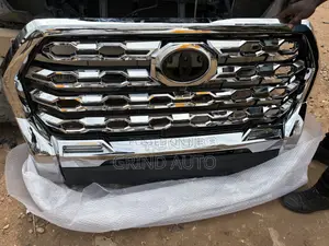 Toyota Tundra Front and Back Bumper With Its Accessories Available