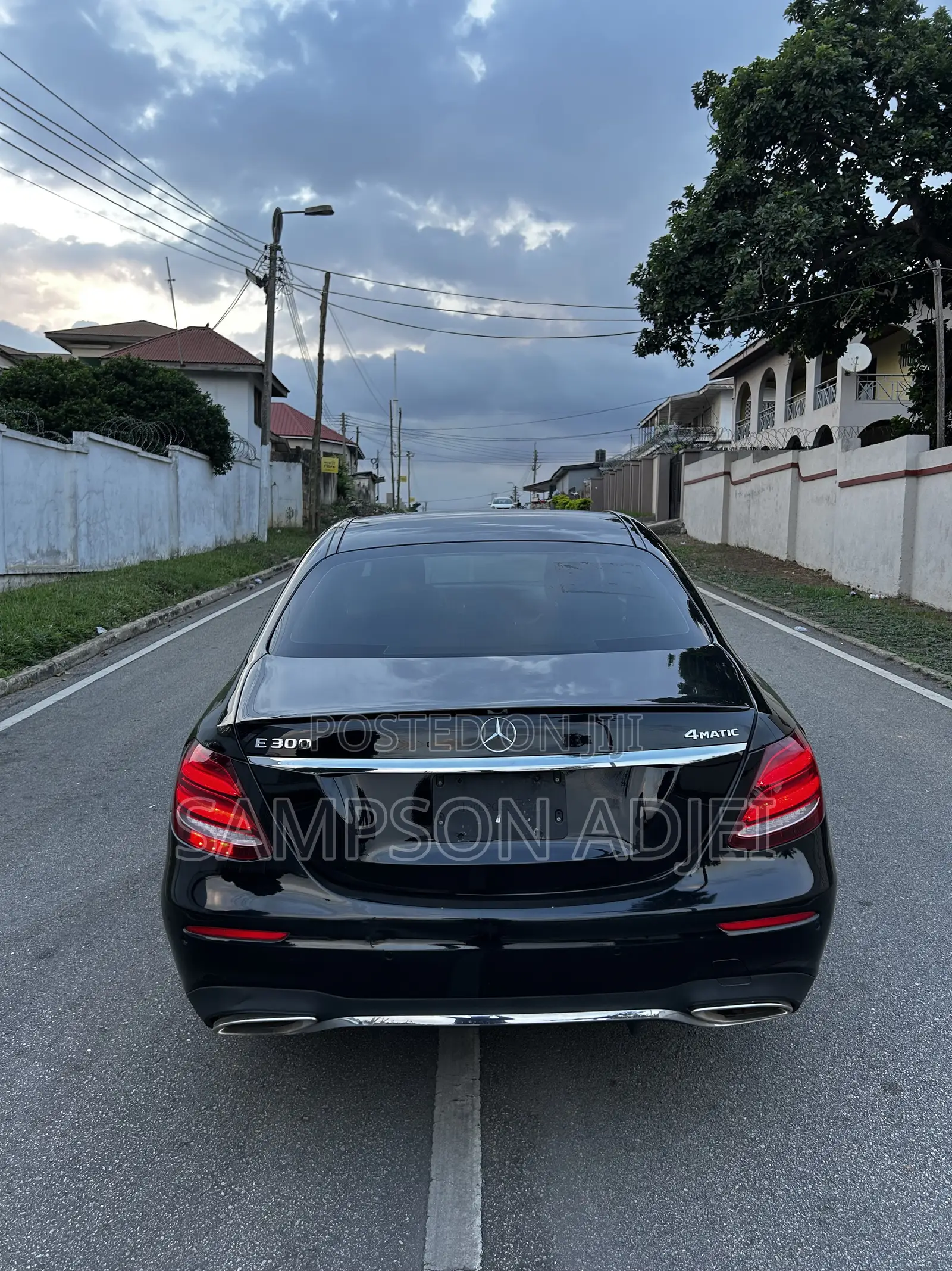 Mercedes-Benz E300 2017 Black