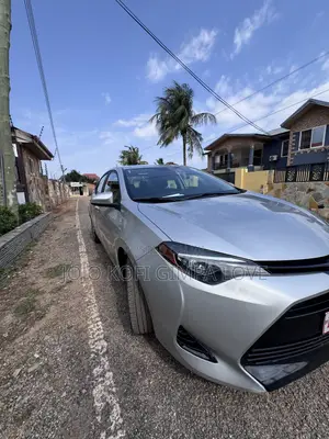 Toyota Corolla 2018 Gray