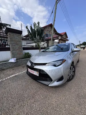Toyota Corolla 2018 Gray