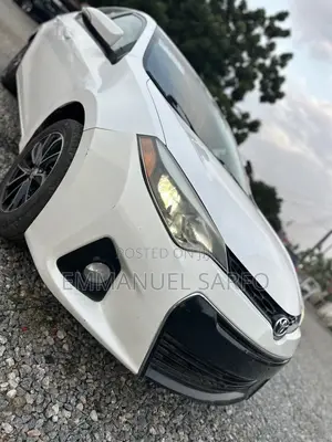 Toyota Corolla S 4dr Sedan (1.8L 4cyl CVT) 2015 White