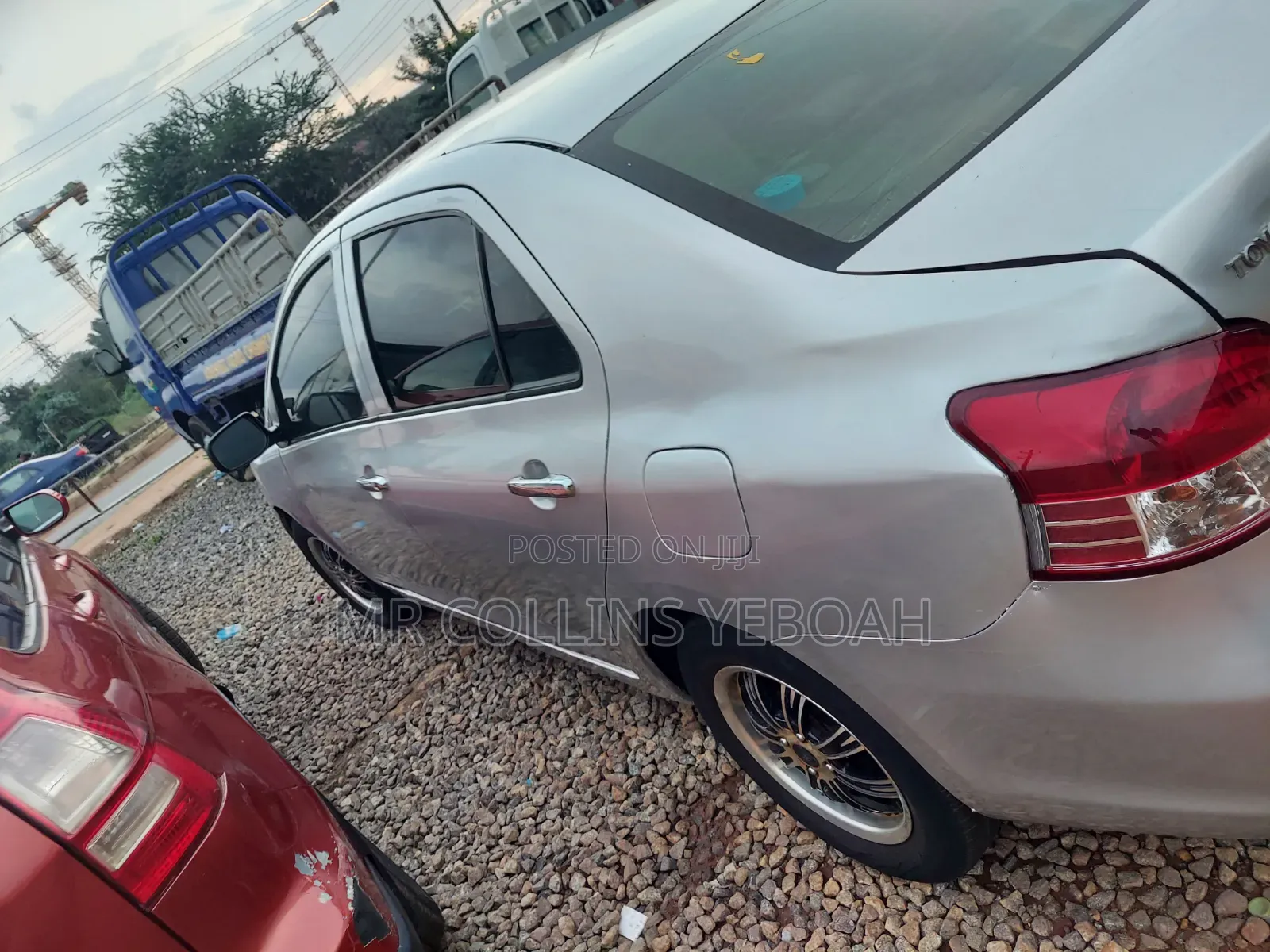 Toyota Yaris 2010 Silver