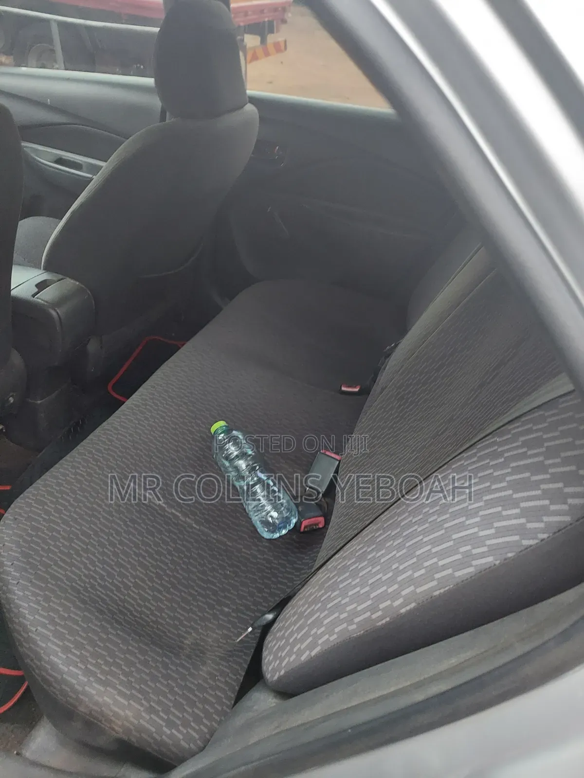 Toyota Yaris 2010 Silver
