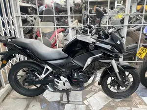 Honda CB 2016 Black