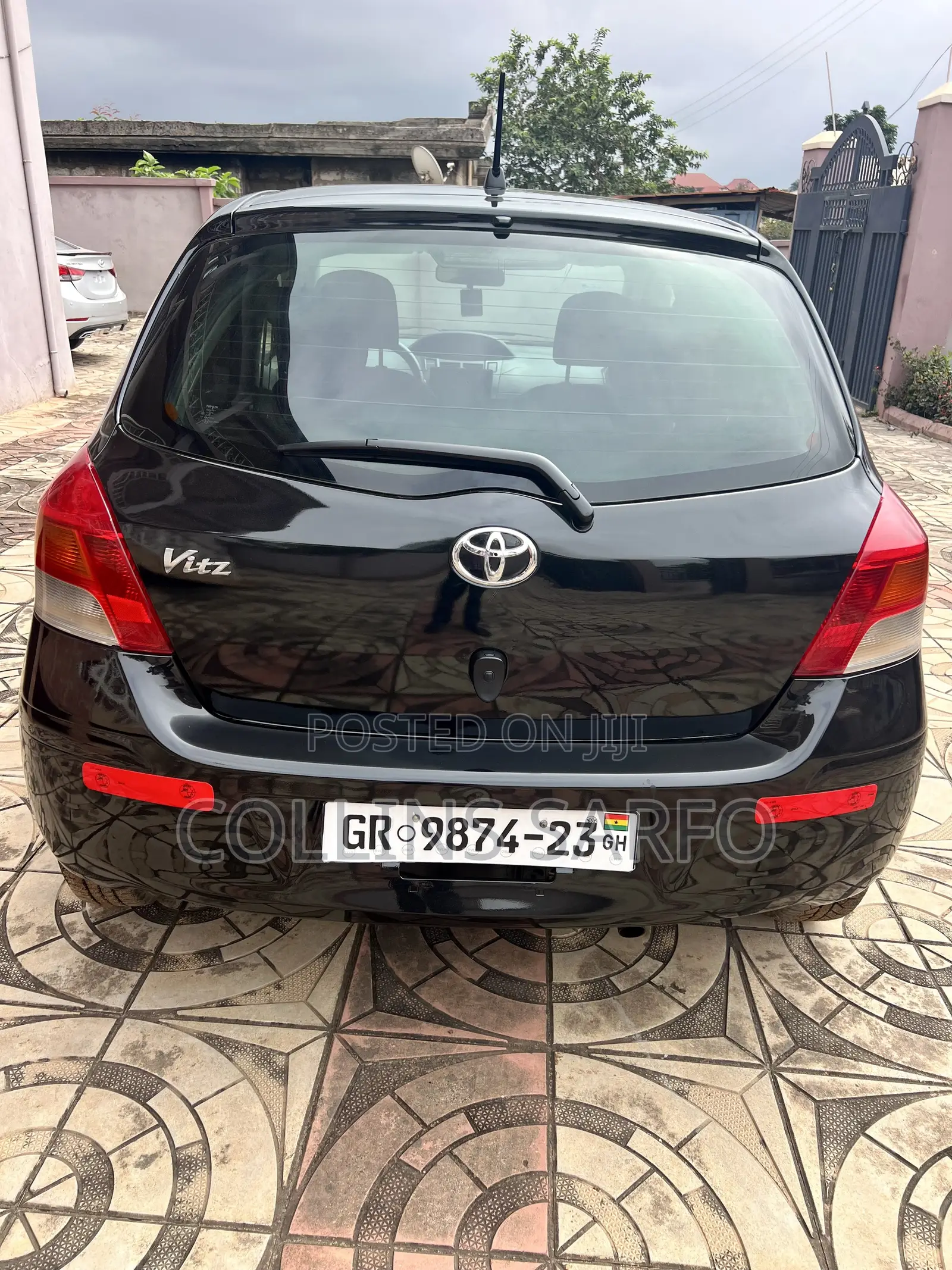 Toyota Vitz 1.3 FWD 5dr 2009 Black