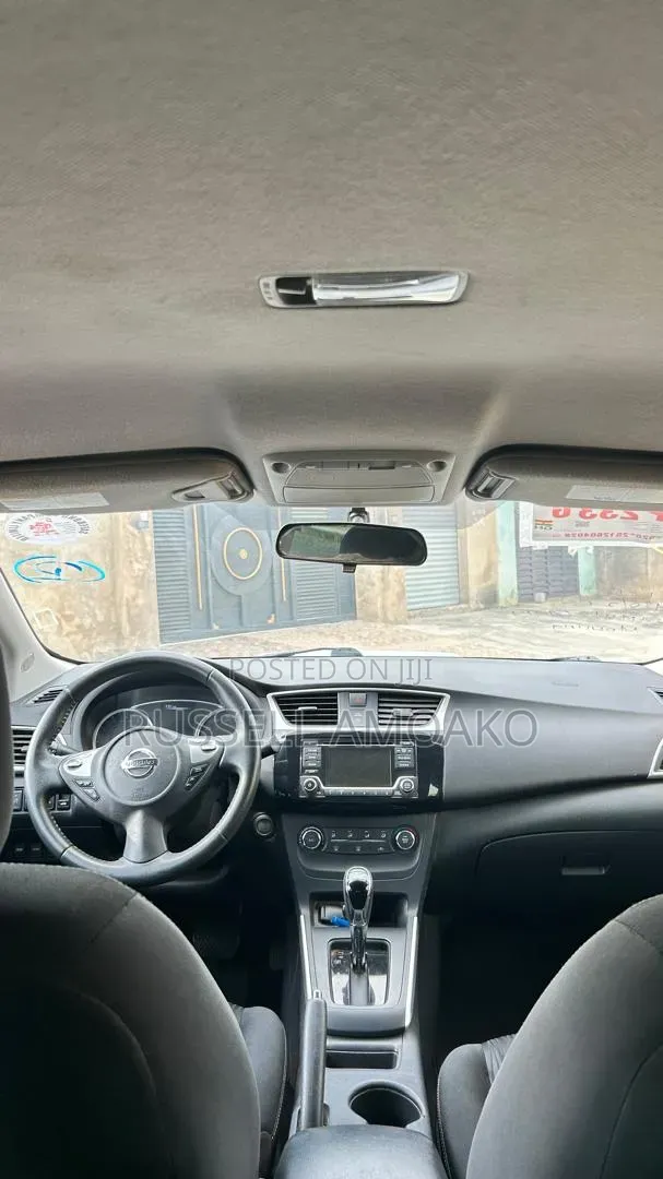 Nissan Sentra SV 2017 Silver