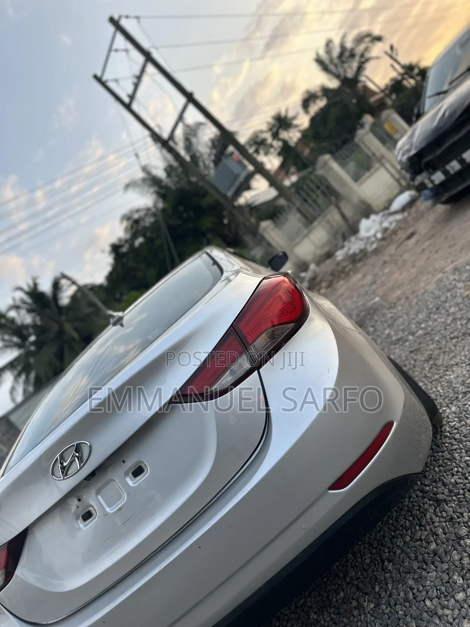 Hyundai Elantra Limited 4dr Sedan (1.8L 4cyl 6A) 2015 Gray