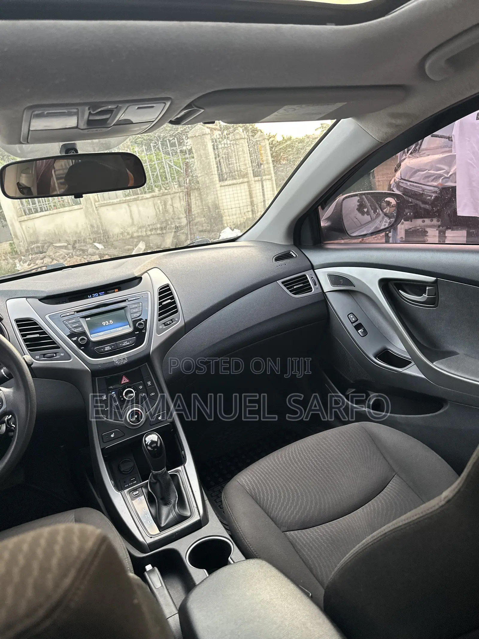 Hyundai Elantra Limited 4dr Sedan (1.8L 4cyl 6A) 2015 Gray