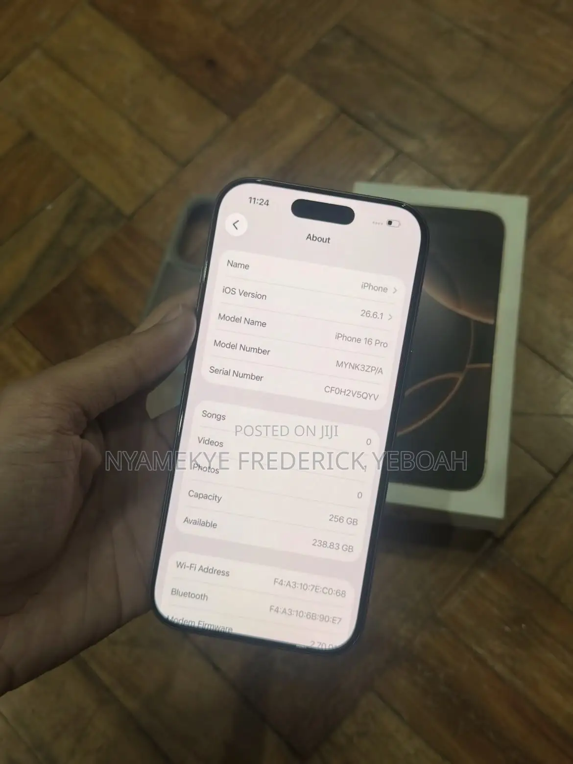 Apple iPhone 16 Pro 256 GB Gold