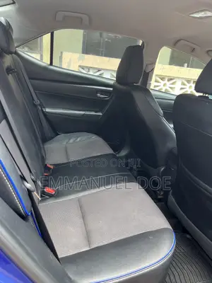Toyota Corolla SE Special Edition 4dr Sedan (1.8L 4cyl CVT) 2017 Blue