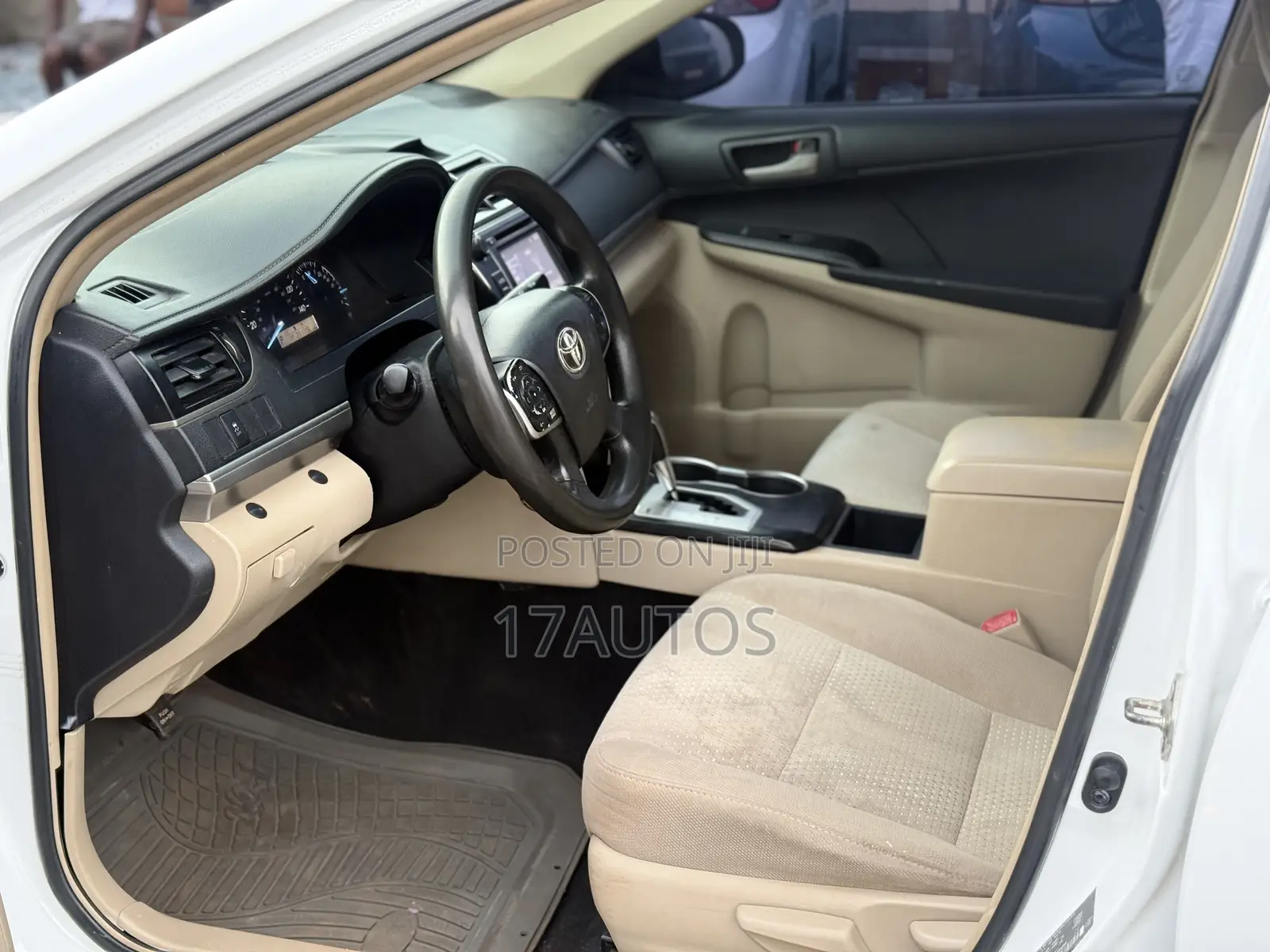 Toyota Camry L 4dr Sedan (2.5L 4cyl 6A) 2014 White