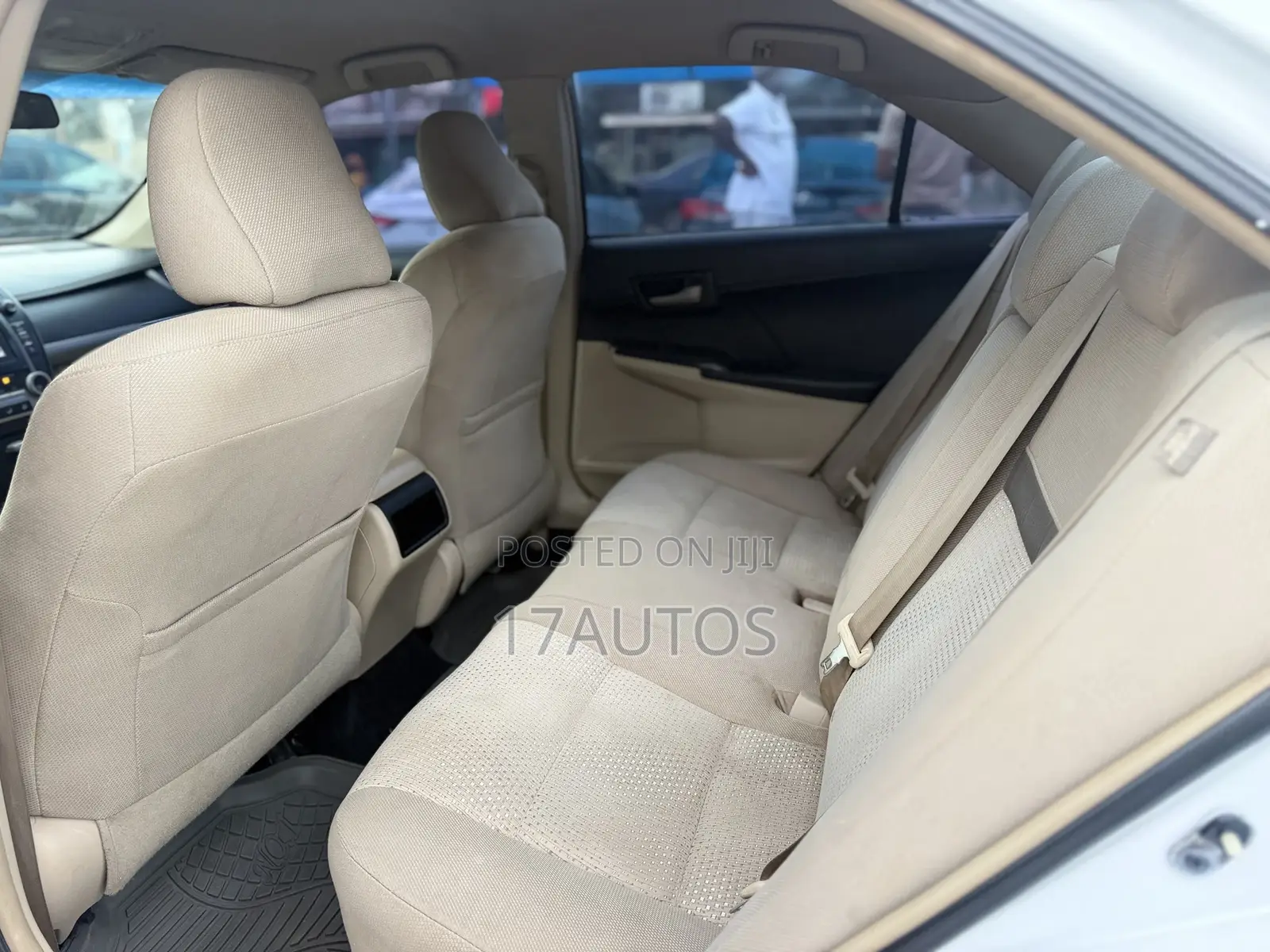 Toyota Camry L 4dr Sedan (2.5L 4cyl 6A) 2014 White