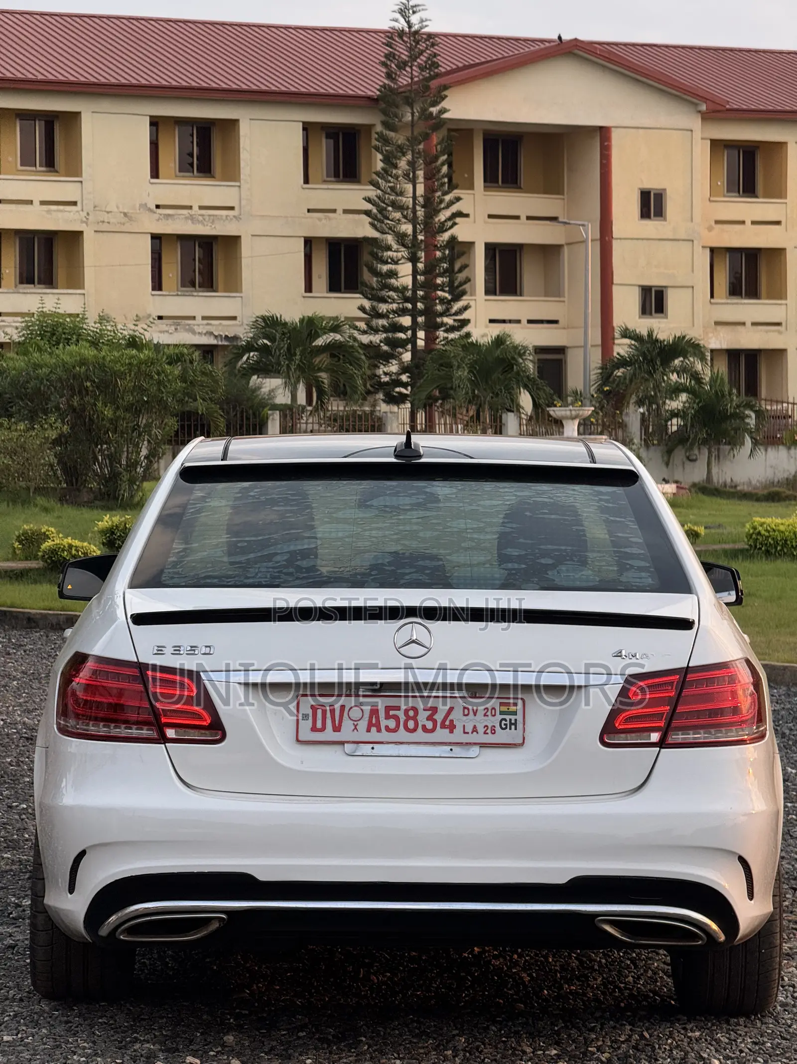 Mercedes-Benz E350 Base 4Matic Sedan AWD (3.5L 6cyl 7A) 2015 White