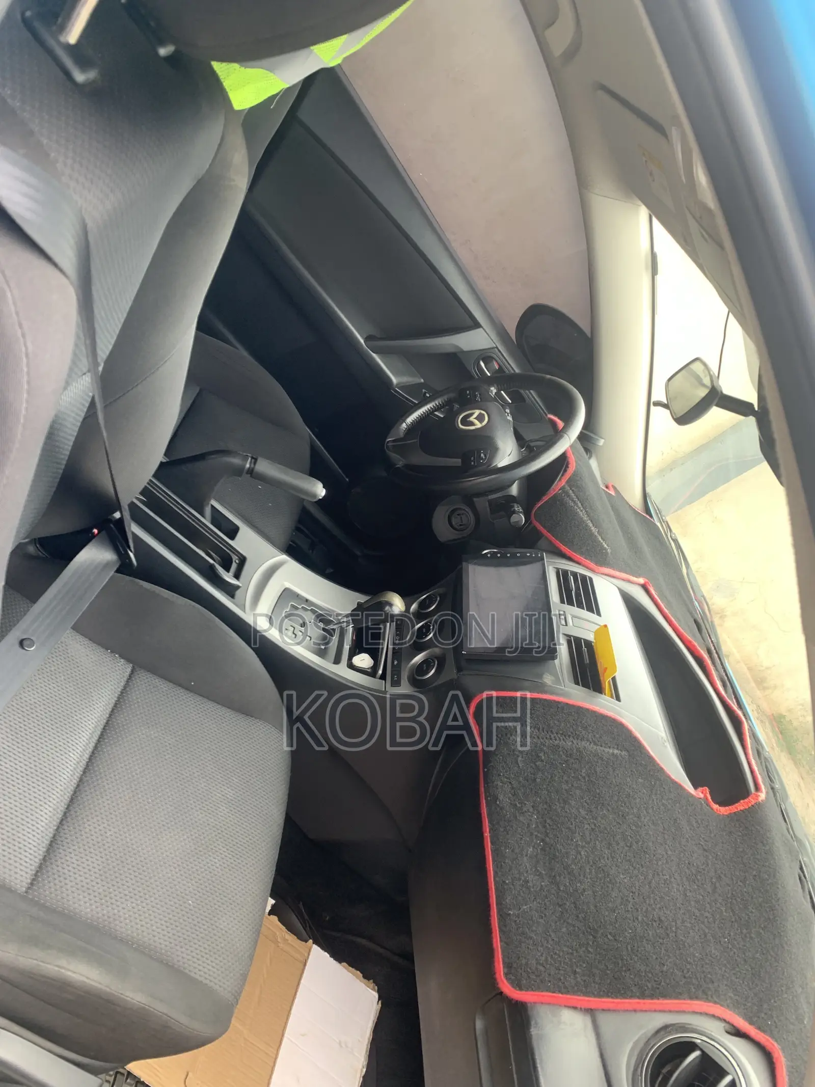 Mazda Axela SV Premium 2014 Blue