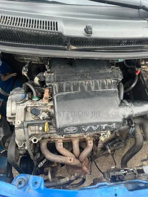 Toyota Yaris 1.5 2000 Blue