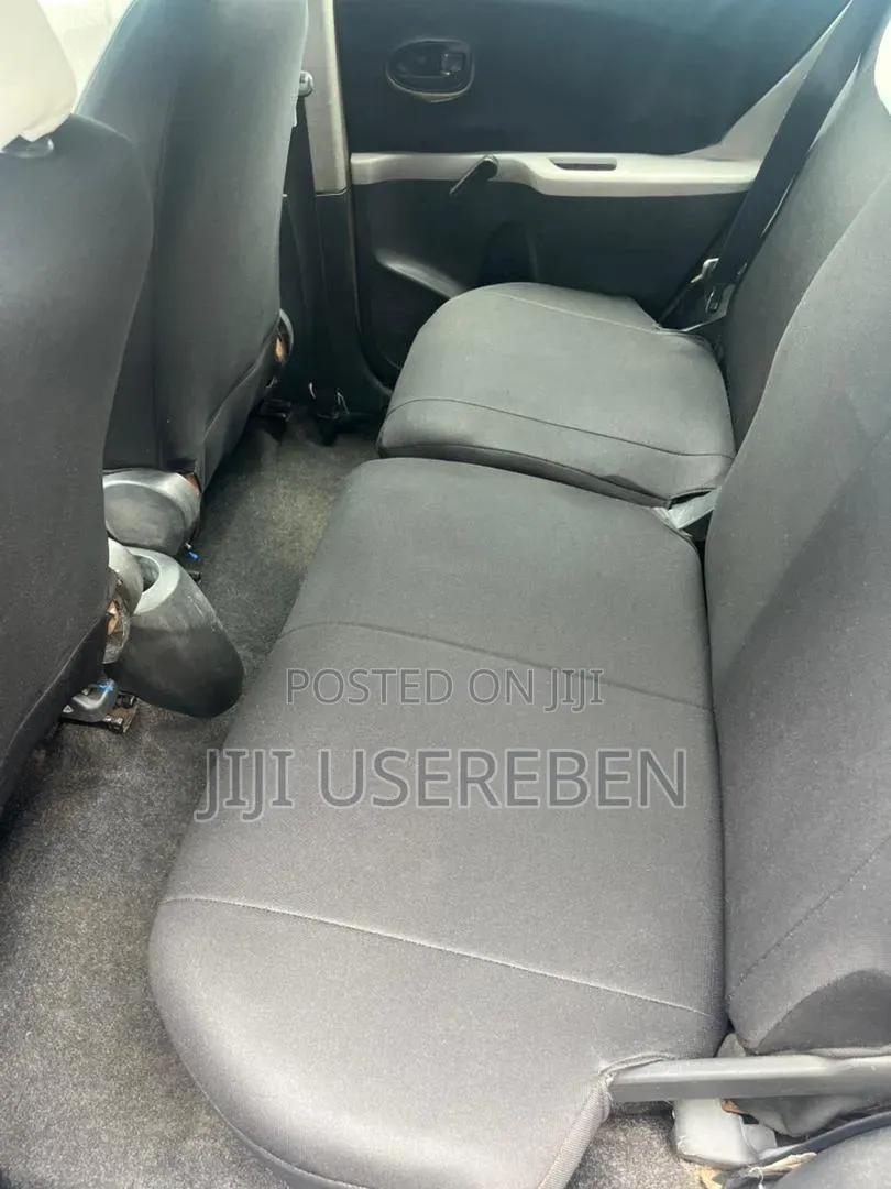 Toyota Yaris 1.5 2000 Blue