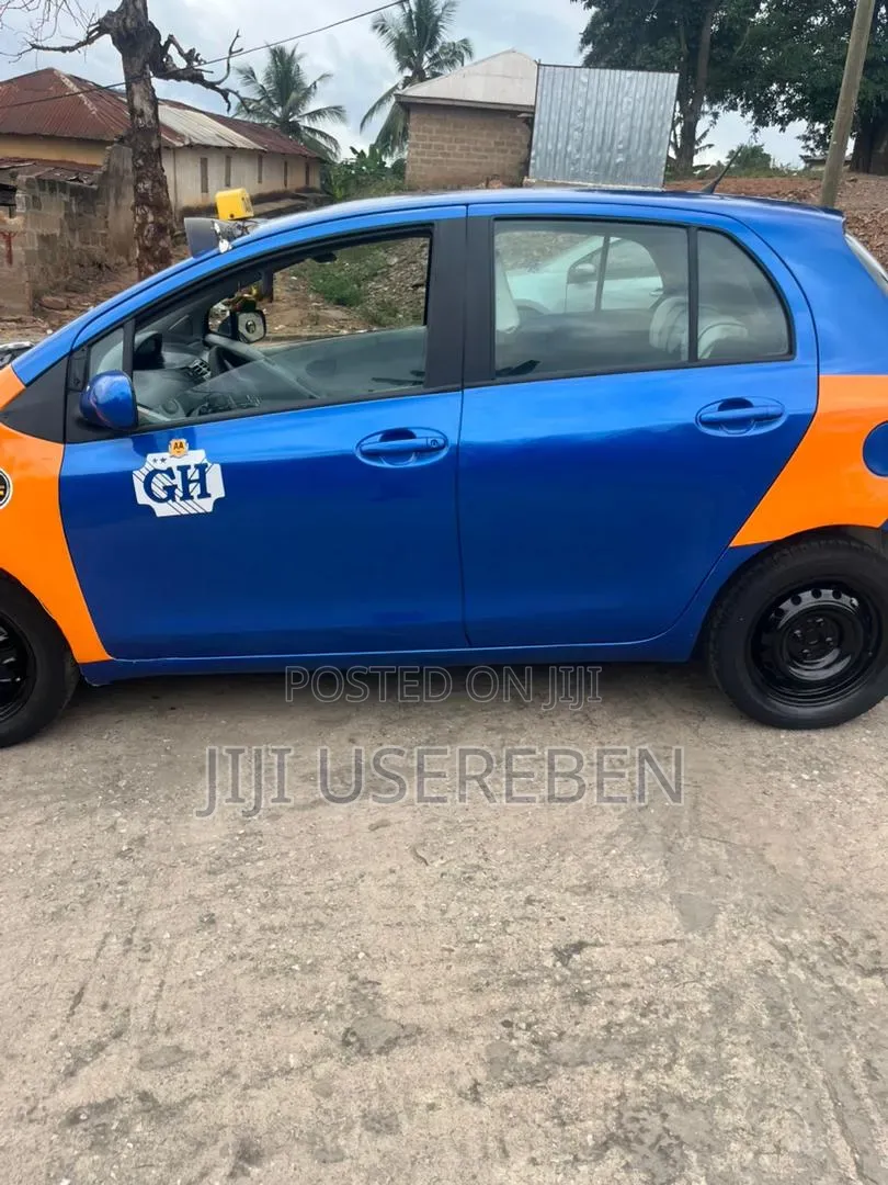 Toyota Yaris 1.5 2000 Blue
