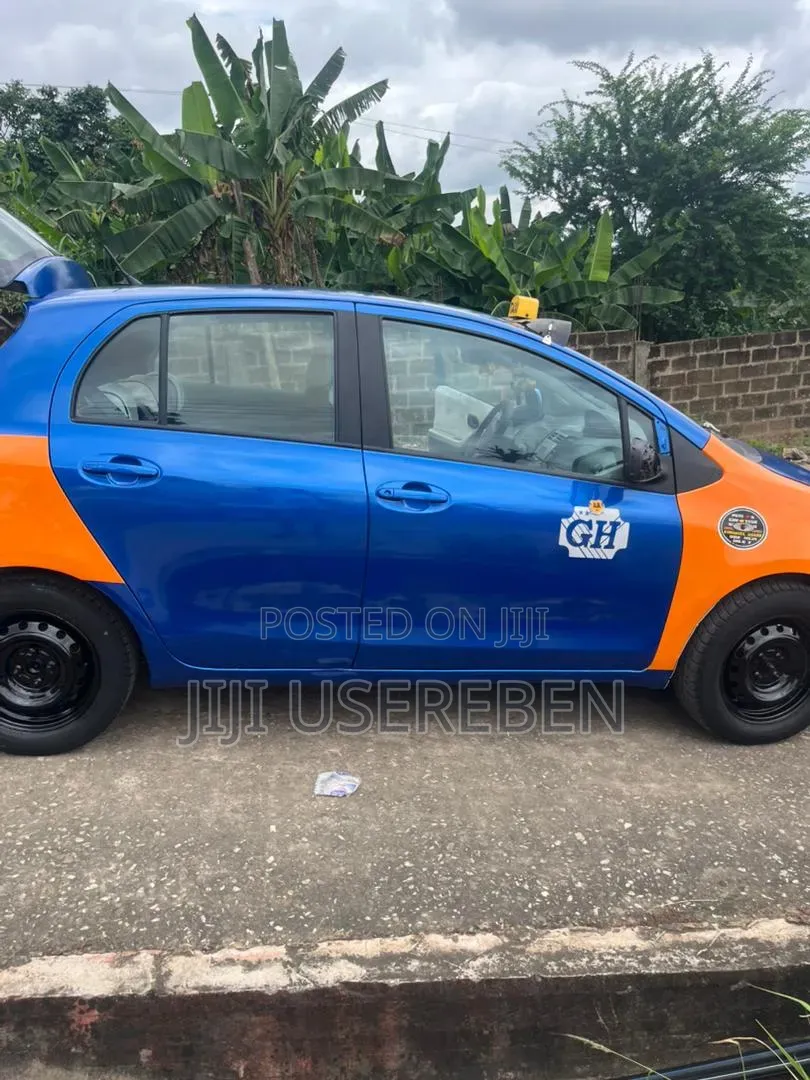 Toyota Yaris 1.5 2000 Blue