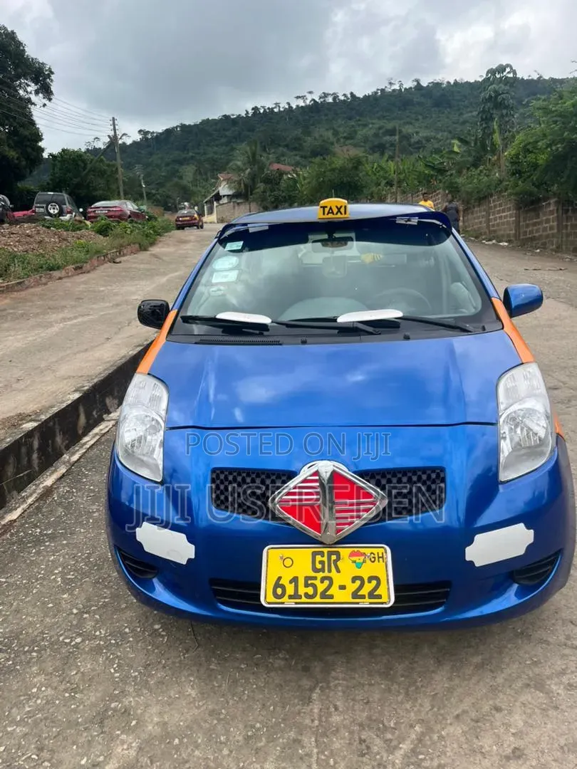 Toyota Yaris 1.5 2000 Blue