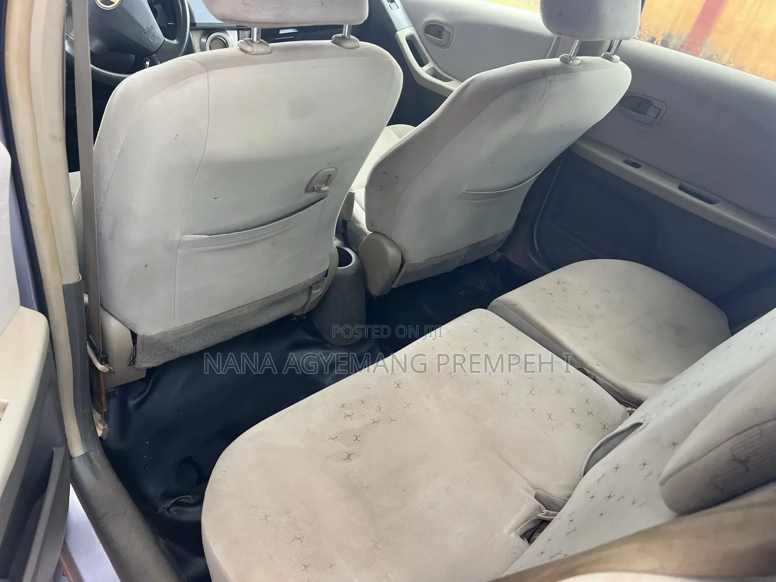 Toyota Vitz 1.5 FWD 5dr 2010 Silver