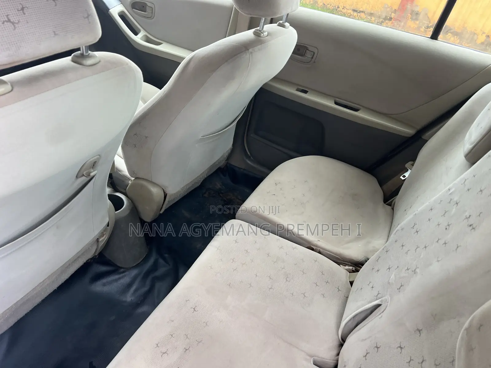 Toyota Vitz 1.5 FWD 5dr 2010 Silver