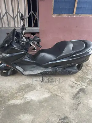 Honda Forza 2014 Black