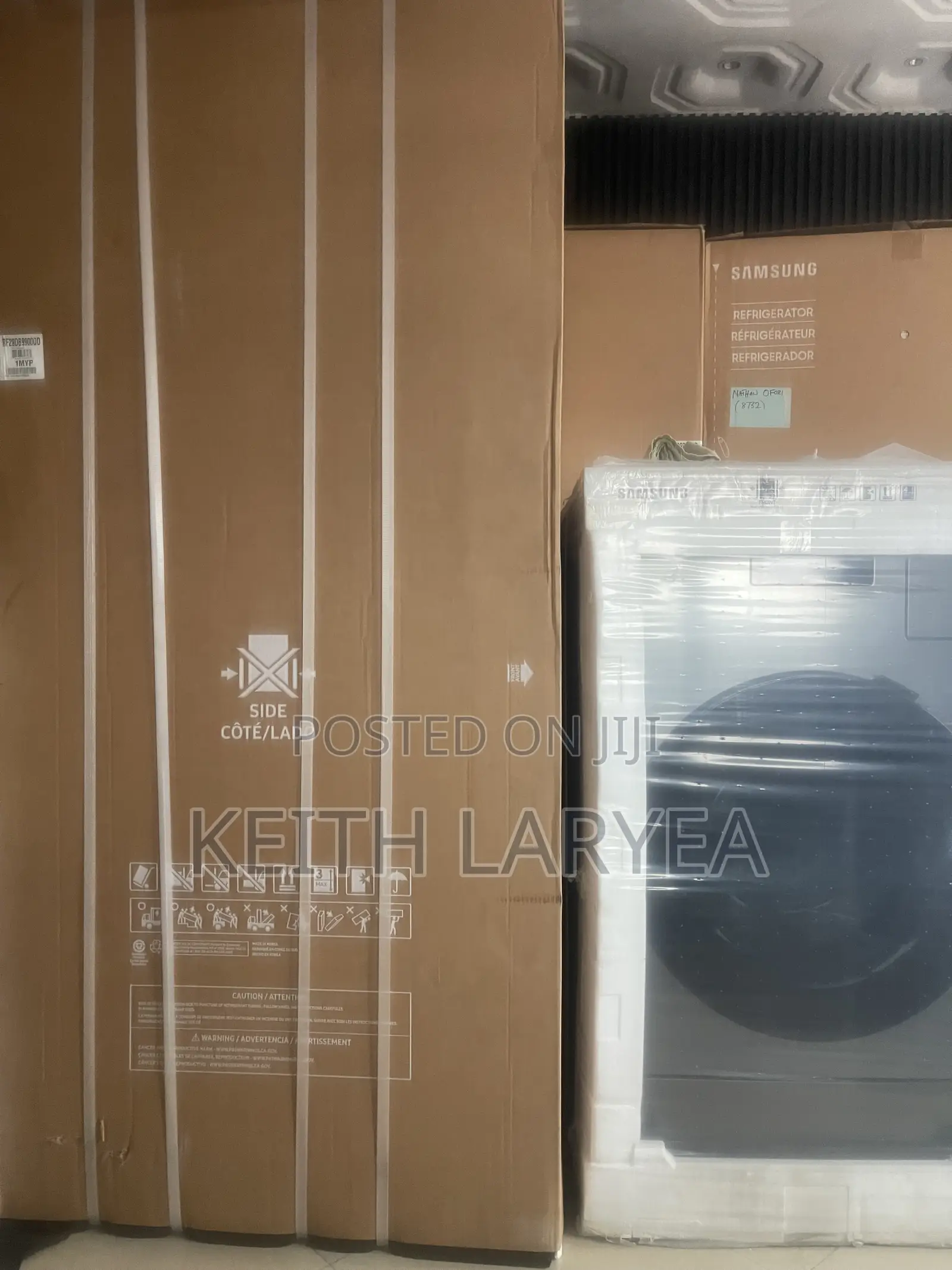 Samsung Bespoke French Door Refrigerator 36 Inch Smart 4-Door Flextm