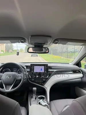 Toyota Camry 2023 Silver