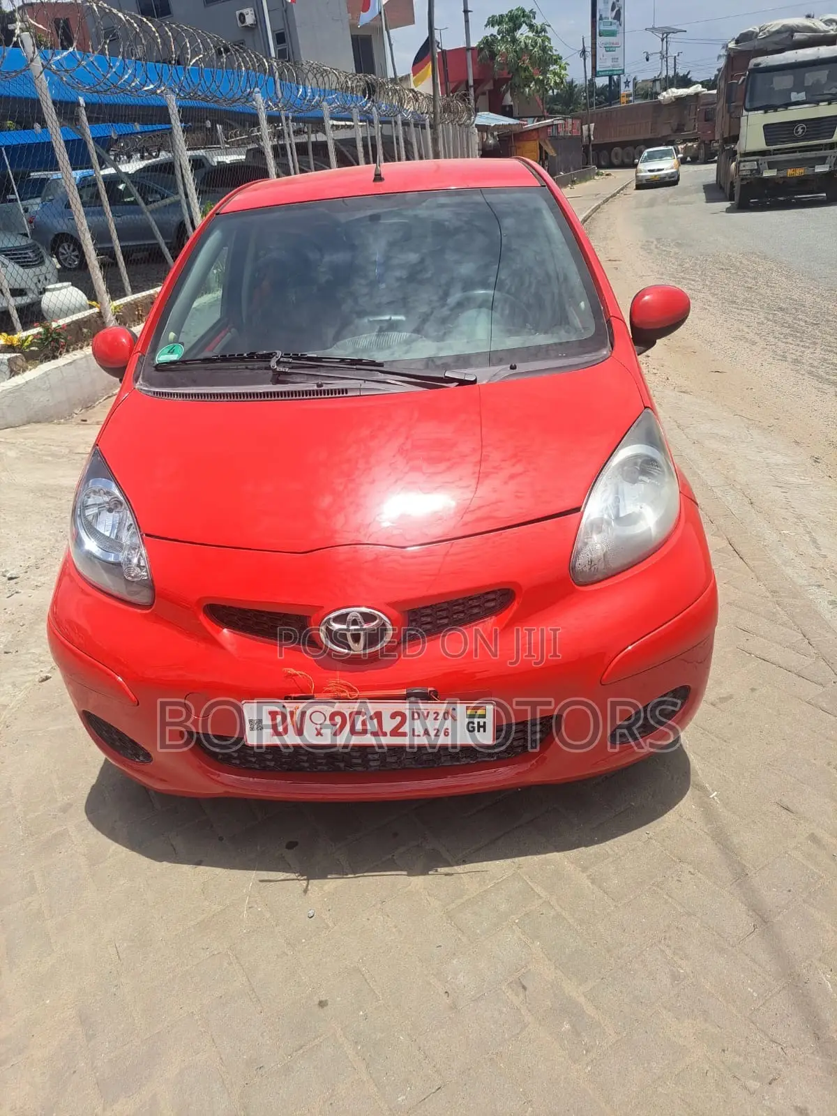 Toyota Aygo 1.0 3-Door 2011 Red